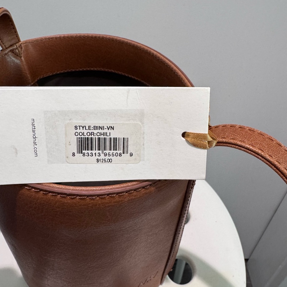 Matt & Nat Chili Bucket Bag